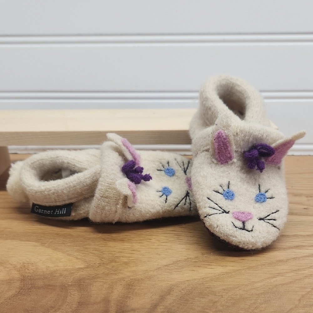 Garnet Hill Cream Bunny Baby Booties 100%wool